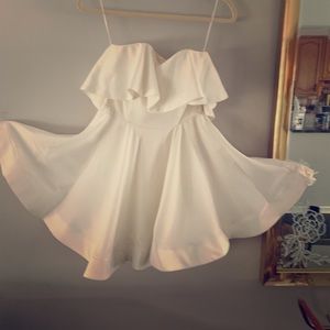 White strapless dress